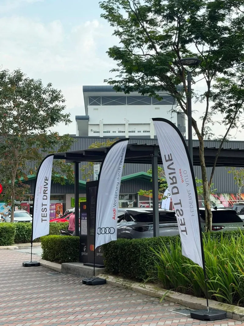 Federal Auto Roadshow-05