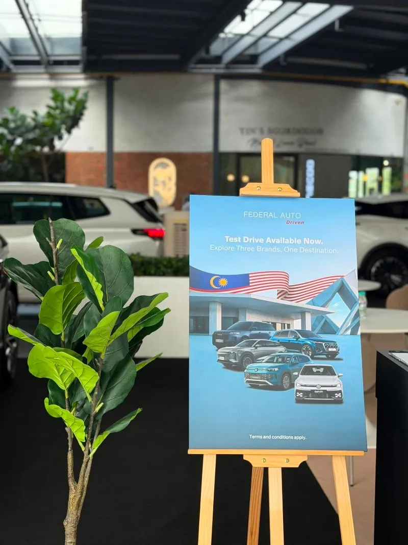 Federal Auto Roadshow-06