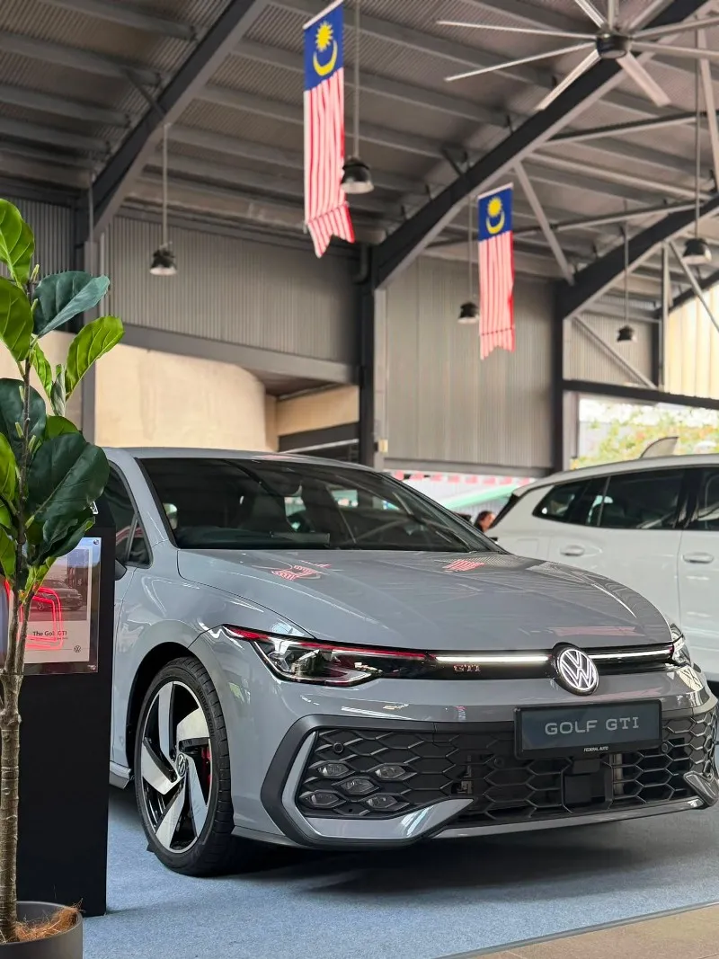 Federal Auto Roadshow-11