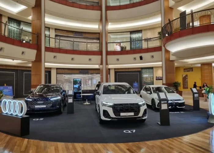 F.A. Wagen Roadshow at The Gardens Mall 17
