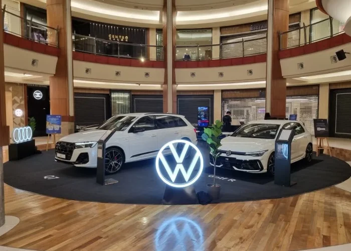F.A. Wagen Roadshow at The Gardens Mall 18